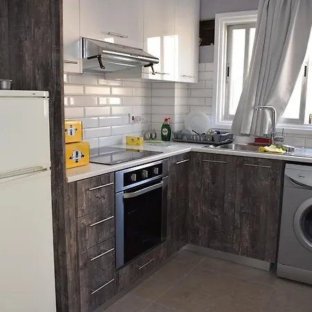 Lägenhet Property Direct Andria Court Larnaca